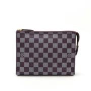 Louis Vuitton Vintage Pre-owned Plast kuvertvskor Purple, Dam