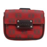 Loewe Pre-owned Pre-owned Plast axelremsvskor Red, Dam