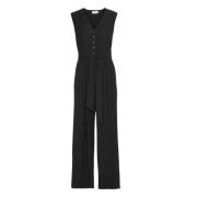 Moss Copenhagen Svart ärmlös V-ringad jumpsuit med slipsbälte Asana Bl...