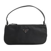 Prada Vintage Pre-owned Canvas axelremsvskor Black, Dam