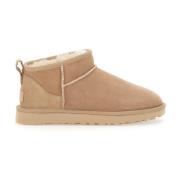 UGG Beiga Stövlar - Stiliga och Bekväma Beige, Dam