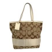 Coach Pre-owned Pre-owned Canvas axelremsvskor Beige, Dam