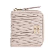 Miu Miu Beige Plånbok i Läder med Guld Accenter Beige, Dam