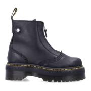 Dr. Martens Svarta plattformsstövlar med gula sömmar Black, Dam