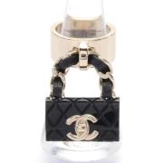 Chanel Vintage Pre-owned Metall ringar Yellow, Dam