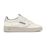 Autry Vintage-inspirerad lädersneaker i silver/vit White, Dam