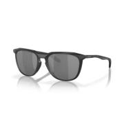 Oakley Sportiga solglasögon för utomhusaktiviteter Black, Unisex