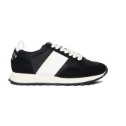 Saint Sneakers Svarta Mocka- och Tyg Runner Sneakers Black, Dam