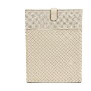 Bottega Veneta Lyxigt Läderfodral för Surfplatta Beige, Unisex