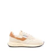 Autry Stiliga Sneakers för Vardagsbruk Beige, Dam