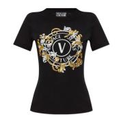 Versace Jeans Couture T-shirt med tryck och skimrande applikationer Bl...