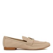 Tory Burch Beige läderloafers med guldlogotyp Gray, Dam