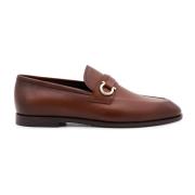 Salvatore Ferragamo Gancini Läderloafer med Guld Detalj Brown, Herr