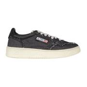 Autry Denim Sneakers med Fransiga Detaljer Black, Dam