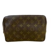 Louis Vuitton Vintage Pre-owned Canvas kuvertvskor Brown, Dam