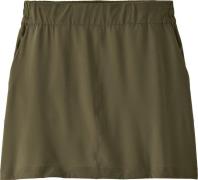 Patagonia Women's Terrebonne Traveler Skort Basin Green