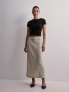 Vero Moda - Midikjolar - Silver Lining - Vmtroian Mw 7/8 Slit Skirt - ...