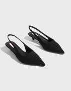 Nelly - Svart - Kitten Heel Slingback