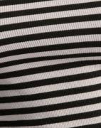 Only - Rutigt/Randigt - Onlbelia S/L Crop Top Jrs Noos