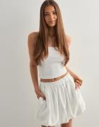 Vero Moda - Vit - Vmlori Mini Ballon Skirt Wvn Exp