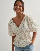 Neo Noir - Vit - Sapura Fleurie Blouse