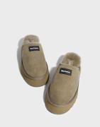 Juicy Couture - Grön - Caggie Sheepskin Clogg