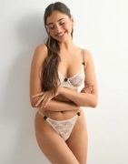 Nelly - Vit - Elite Lace Thong