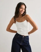 Vero Moda - Vit - Vmmillion Short Singlet Top Jrs Noo