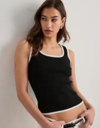 Vero Moda - Svart - Awalice Sl U-Neck Knit Top