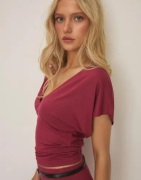 Nelly - Röd - Soft Plunge Top