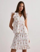 Pieces - Blommig - Pcemma Hw Short Skirt Wvn Noos Bc