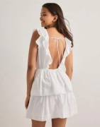 Nelly - Vit - Perfect Frill Dress