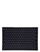 Tica Copenhagen Floormat Polyamide, 60X40 Cm, Dot Design Svart