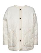 Anf Womens Outerwear Kviltad Jacka Cream Abercrombie & Fitch