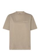 Kjerag Elderflower Tee Designers T-shirts & Tops Short-sleeved Khaki G...
