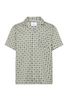 Les Deux Tapestry Ss Shirt Grön