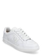 B440 Textured Leather Låga Sneakers White Fred Perry