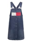 Tommy Jeans Pinafore Dress Dh6031 Ext Blå