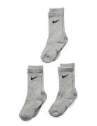 Nike Nike Dri-Fit Crew Socks Grå