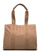 Lauren Ralph Lauren Nylon Extra-Largetk! Stevie Tote Bag Beige