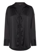 Monki Tiedetail Relaxed Satin Shirt Svart