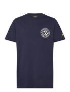 Lyle & Scott Football Logo T-Shirt Marinblå